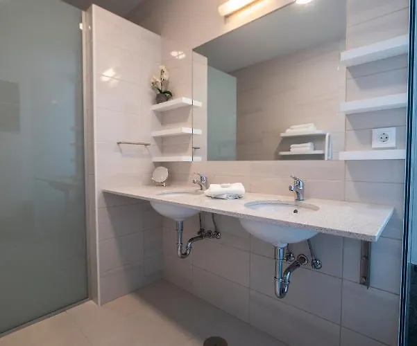 Apartment Ocean - Casa Sao Joao - 4 Star Tourist *